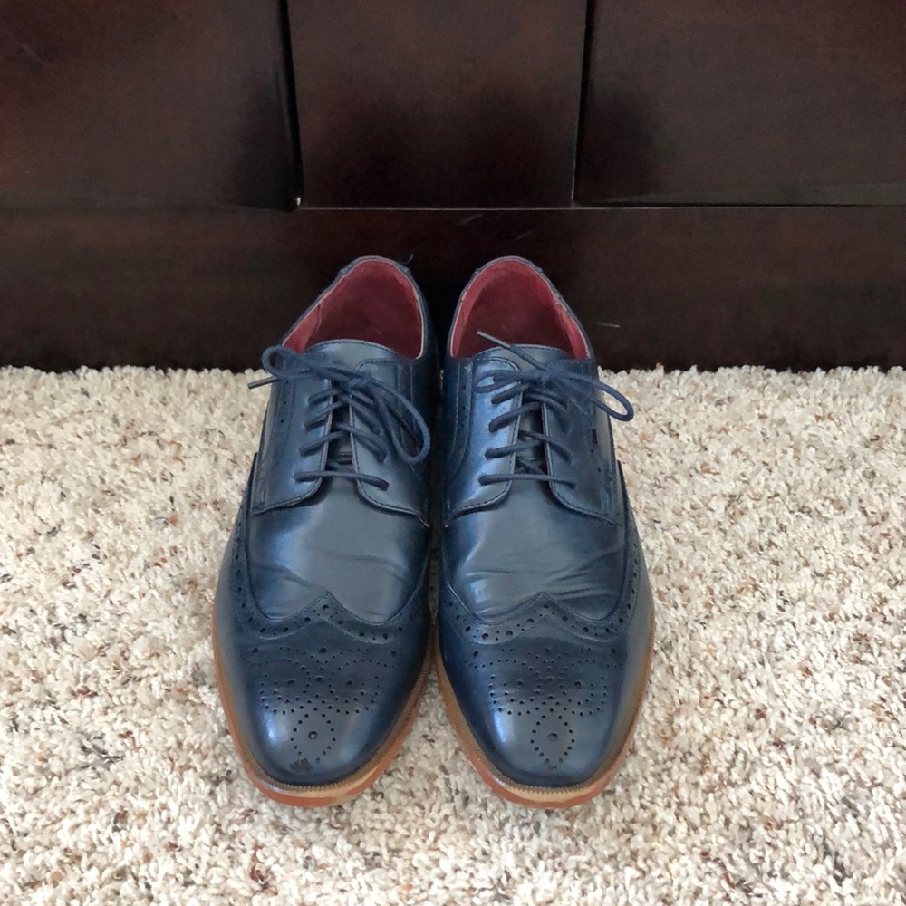 Men's Bonafini Navy Blue Leather Wingtip Oxford
